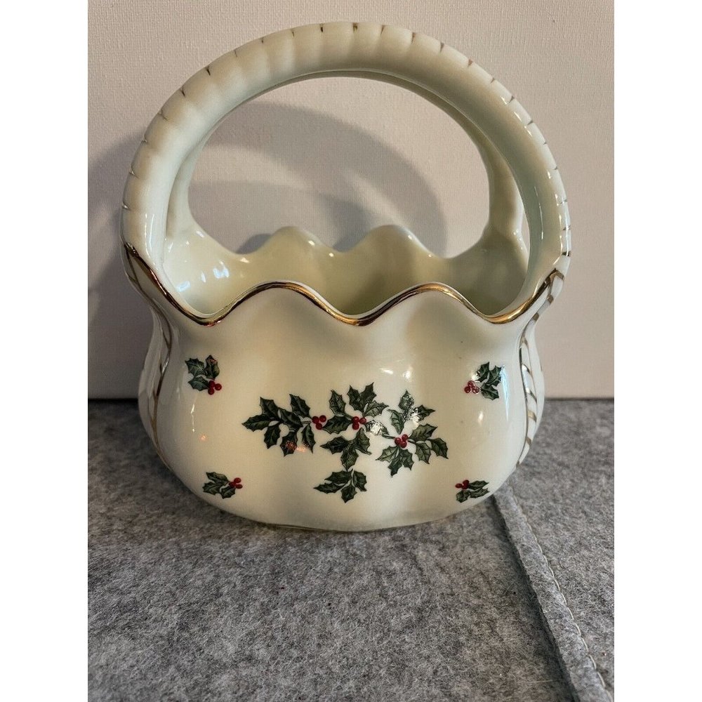 Formalities by Baum Brothers White Christmas Bowl With Holly an Berries